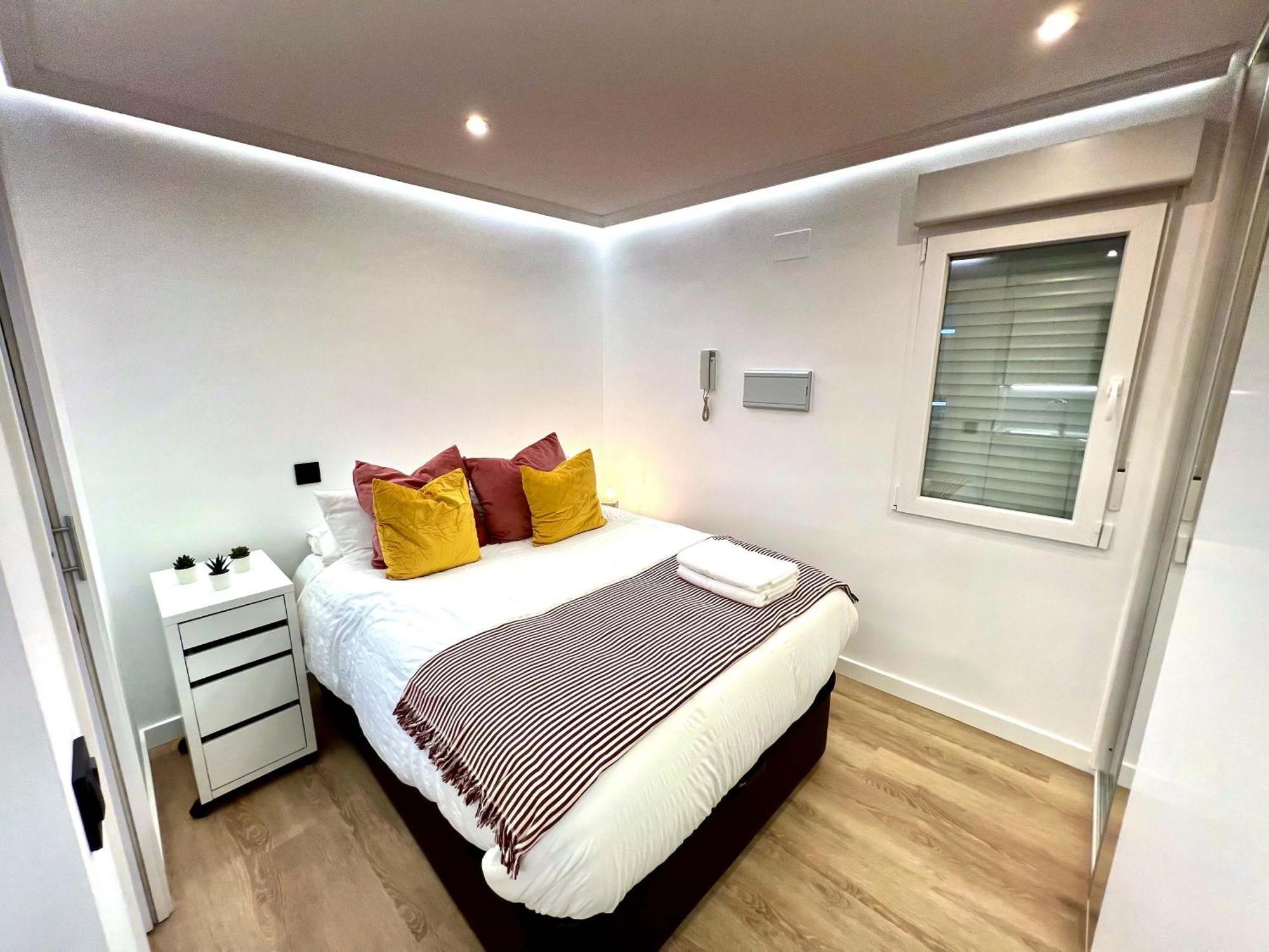 Apartment In The Heart Of Madrid-Piso En Malasana Exterior foto